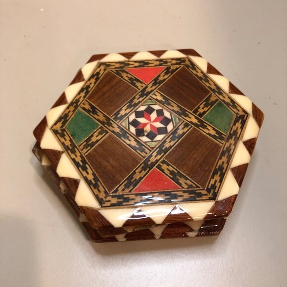 Vintage Inlaid Design Hexagon Coaster Set of 4 Spain - Picture 4 of 5